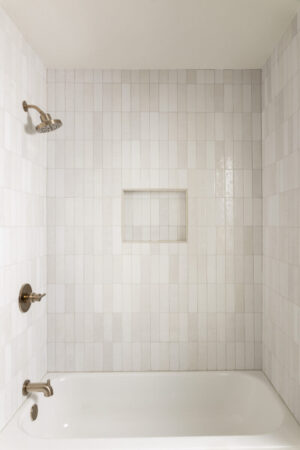 Make Ready Design + Build Custom Home Renovations - vertical tile
