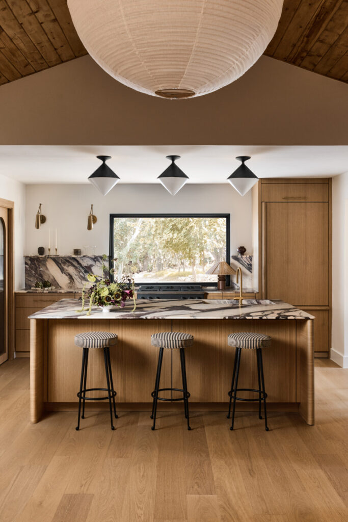 Remodeling Older Homes in Dallas: What Homeowners Need to Know Before Renovating